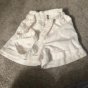 H&M off white high waist paper bag heavy twill shots 2.